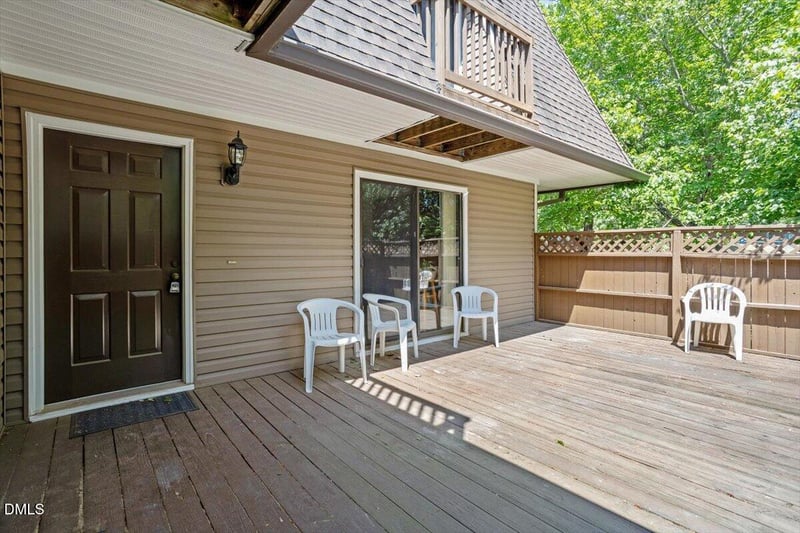 163 Springberry Ln, Chapel Hill, NC 27517