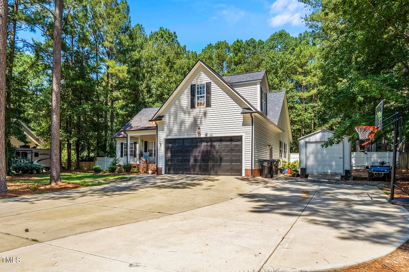 163 Winfred Dr, Raleigh, NC 27603
