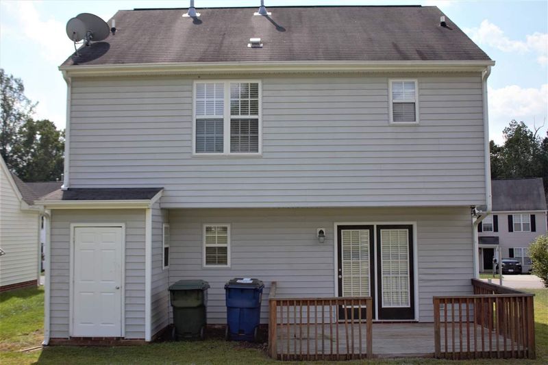 1630 Crag Burn Ln, Raleigh, NC 27604