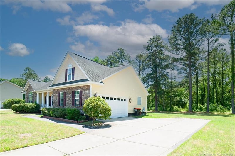 1630 Pristine Ln, Hope Mills, NC 28348