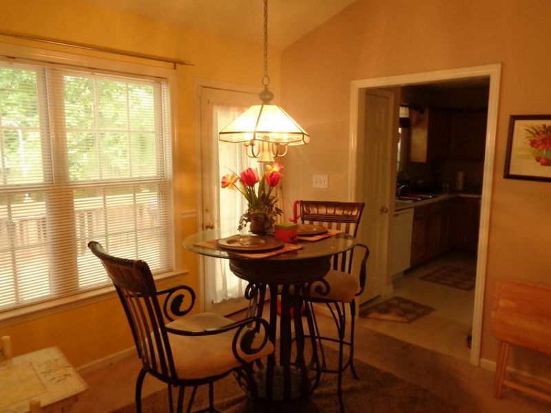 1631 Amberley, Burlington, NC 27215
