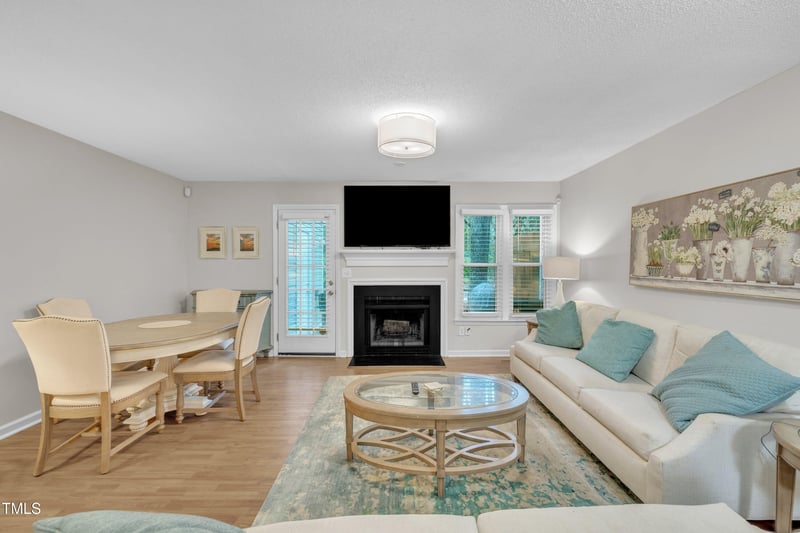 1631 Claiborne Ct, Raleigh, NC 27606