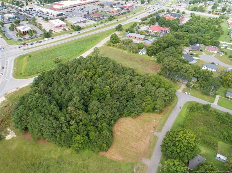 1631 Ferndale Dr, Fayetteville, NC 28314