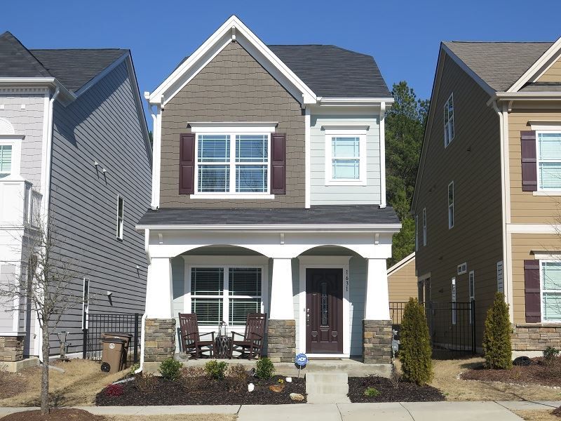 1631 Main Divide Dr, Wake Forest, NC 27587