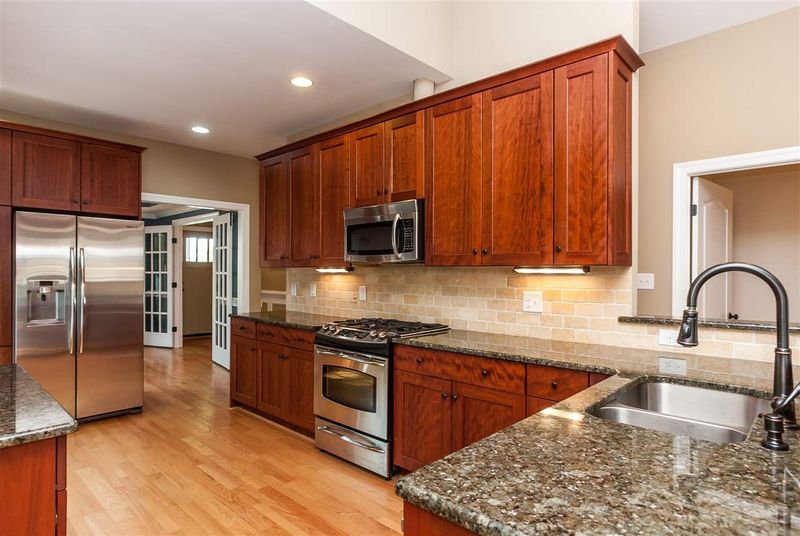 1632 Bickett Blvd, Raleigh, NC 27608