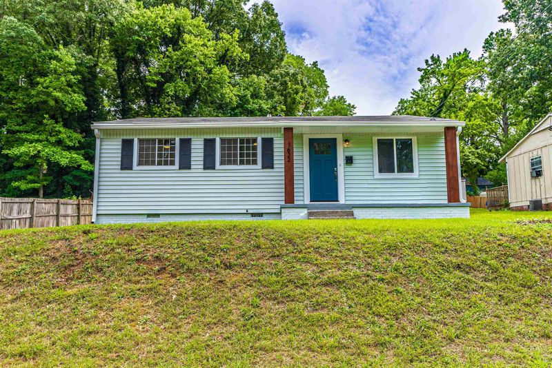 1632 Greenbriar Rd, Durham, NC 27701