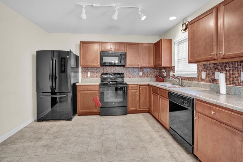 1632 Moineau Ln, Raleigh, NC 27610