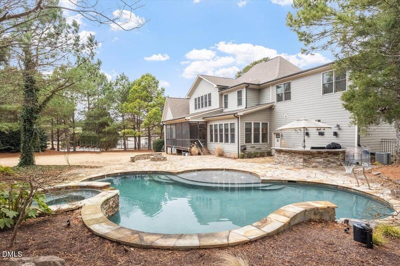 1632 Sterling Lake Dr, Wake Forest, NC 27587