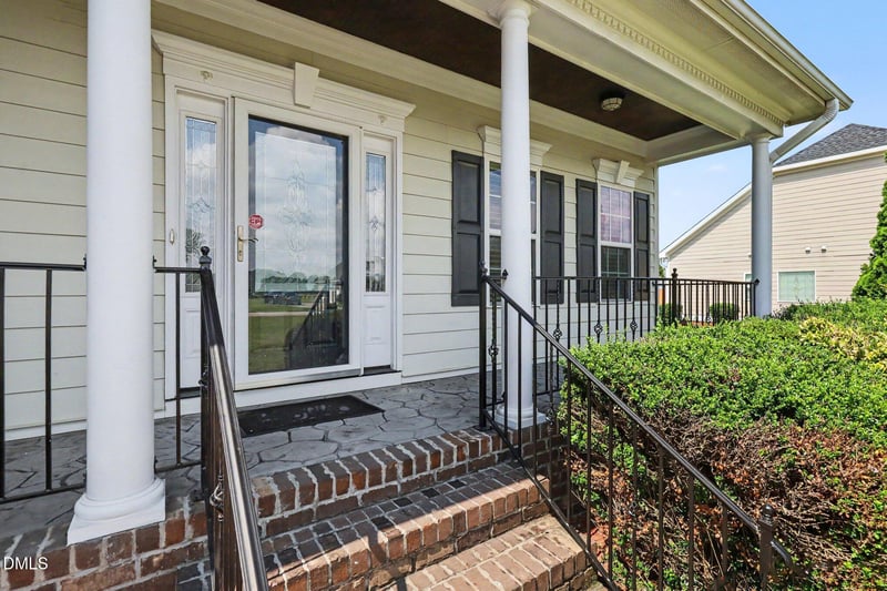 1633 Holloman Dr, Fayetteville, NC 28312