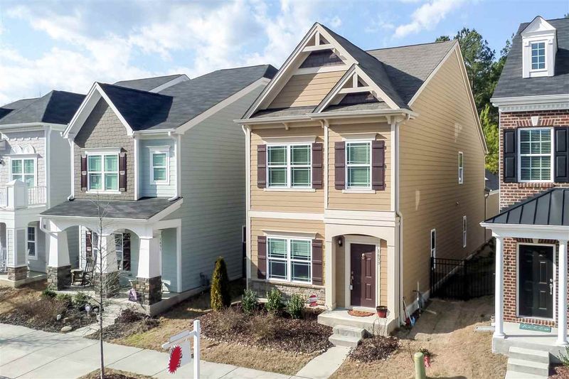 1633 Main Divide Dr, Wake Forest, NC 27526