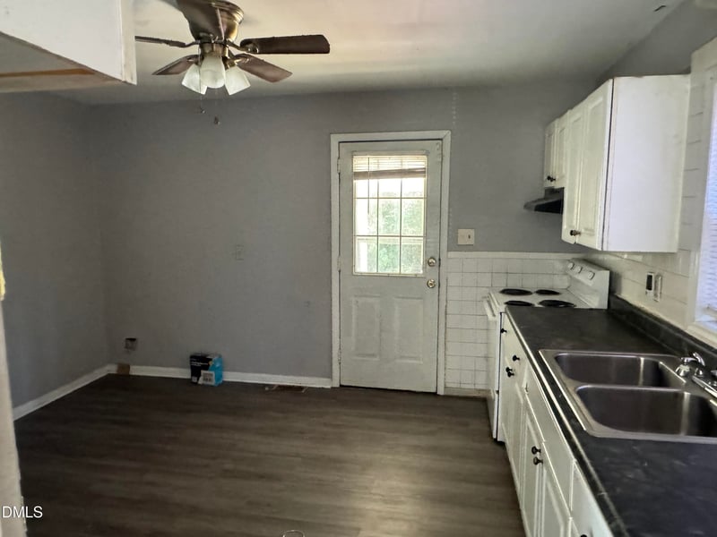 1635 Greenbriar Rd, Durham, NC 27701