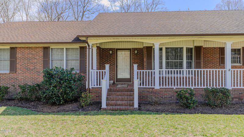1635 Sandy Cross Rd, Burlington, NC 27217