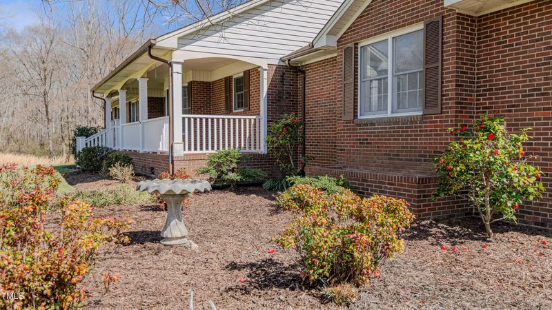 1635 Sandy Cross Rd, Burlington, NC 27217