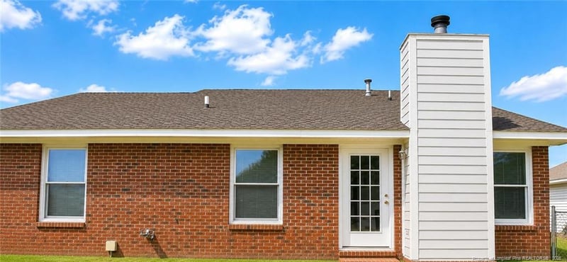 1635 Winnabow Dr, Fayetteville, NC 28304