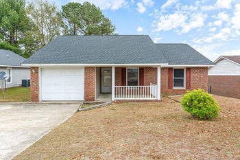 1635 Winnabow Dr, Fayetteville, NC 28304