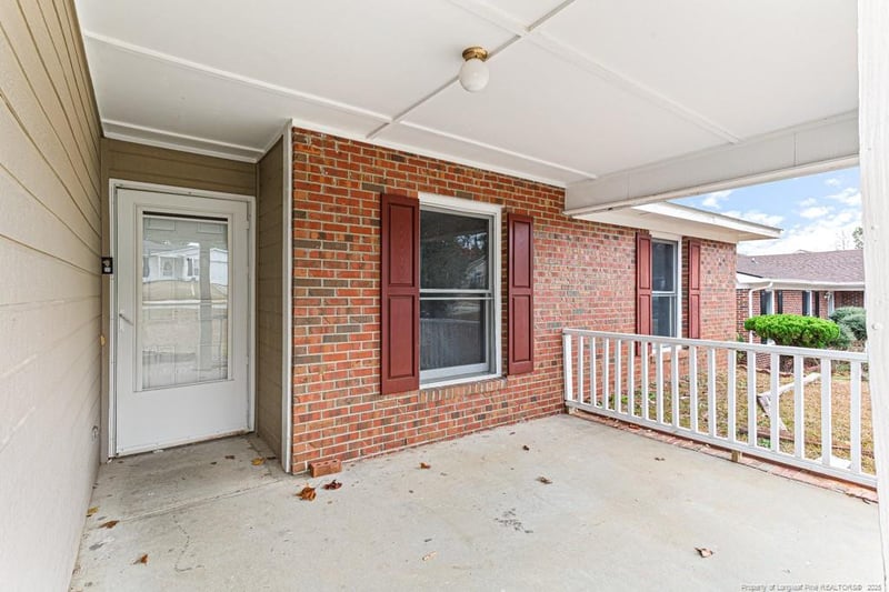 1635 Winnabow Dr, Fayetteville, NC 28304