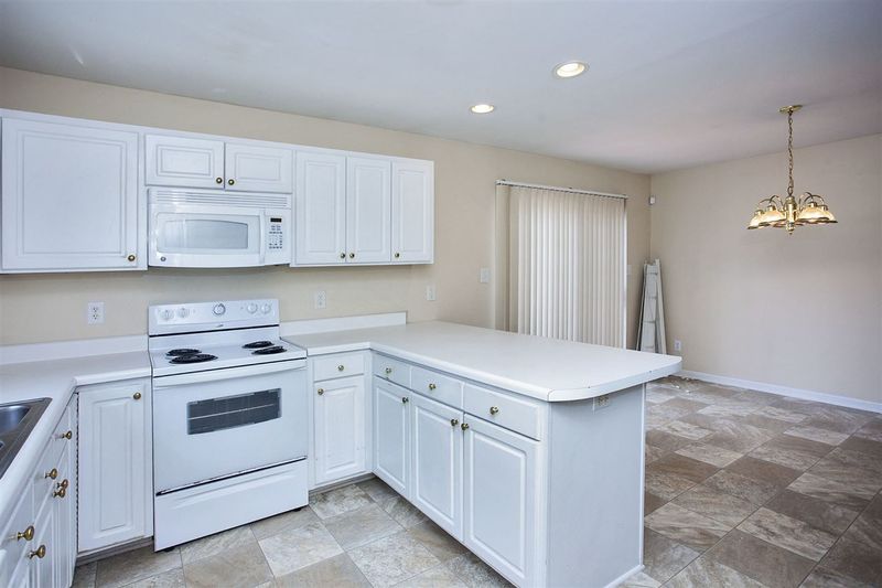 1636 Eva Mae Dr, Raleigh, NC 27610