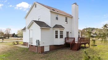 1636 Middle Ridge Dr, Willow Springs, NC 27592