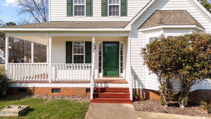 1636 Middle Ridge Dr, Willow Springs, NC 27592