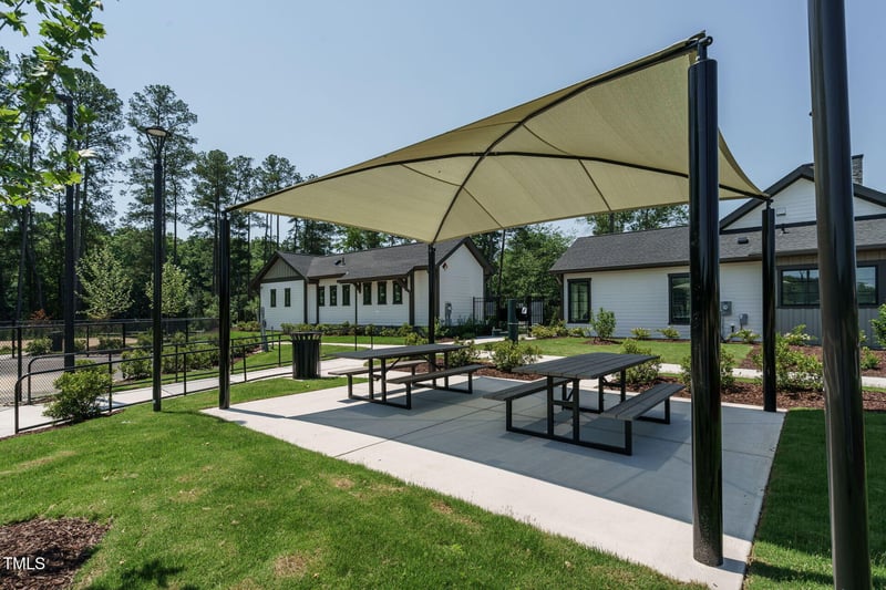 1636 Raven Falls Dr, Wendell, NC 27591