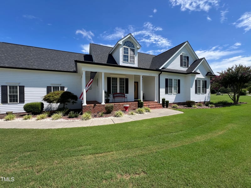 164 Amsterdam Dr, Archer Lodge, NC 27527