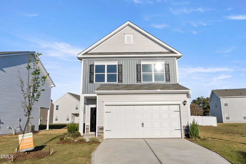 164 Courtside Dr, Dunn, NC 28334