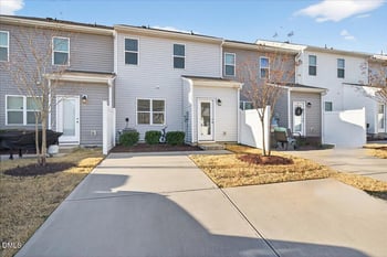 164 Enterprise Dr, Clayton, NC 27520