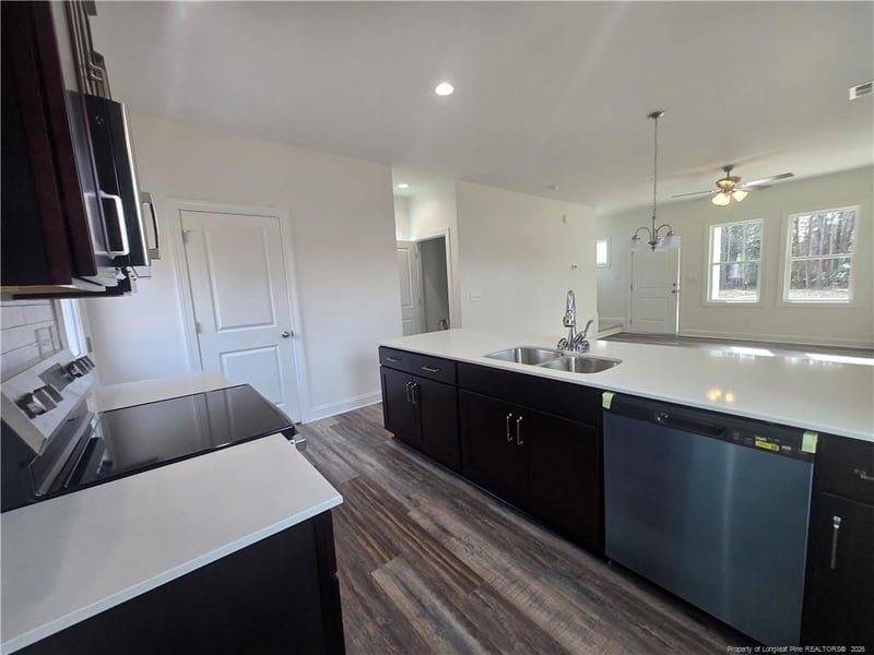 164 Jenkins St, Dunn, NC 28334