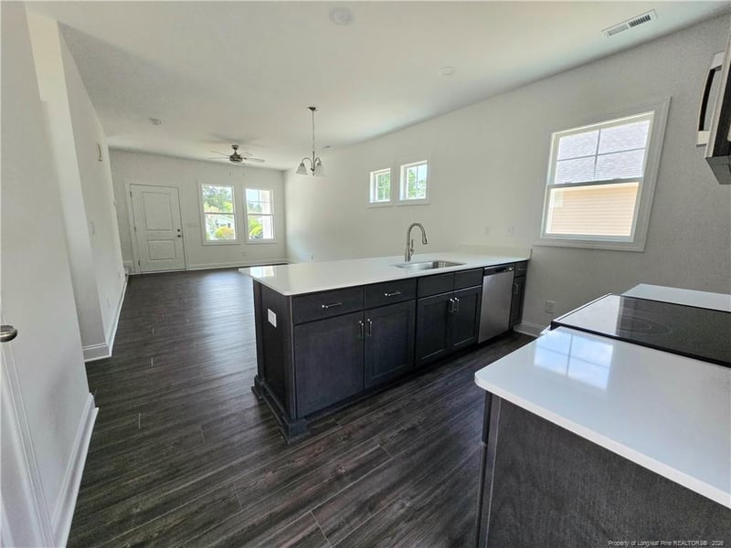 164 Jenkins St, Dunn, NC 28334