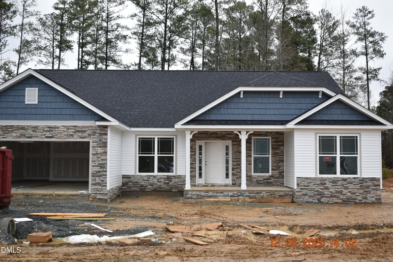 164 Lake Edge Dr, Lillington, NC 27546