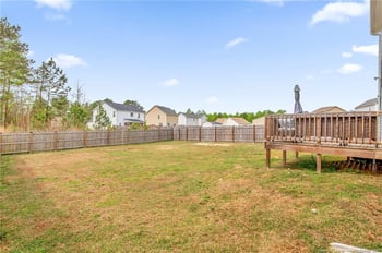 164 Ledgebrook Ln, Raeford, NC 28376