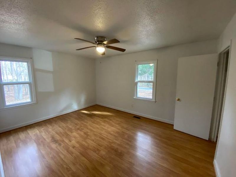 164 Mangums Dr, Wendell, NC 27591