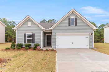 1640 Elk Run Dr, Fayetteville, NC 28312