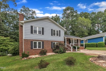 1640 Glengarry Dr, Cary, NC 27511