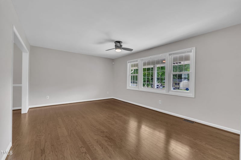 1640 Glengarry Dr, Cary, NC 27511