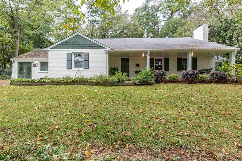 1640 Pineview Dr, Raleigh, NC 27606