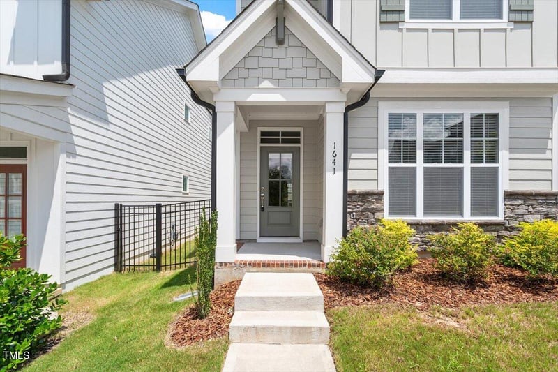 1641 Glazebrook Dr, Wake Forest, NC 27587
