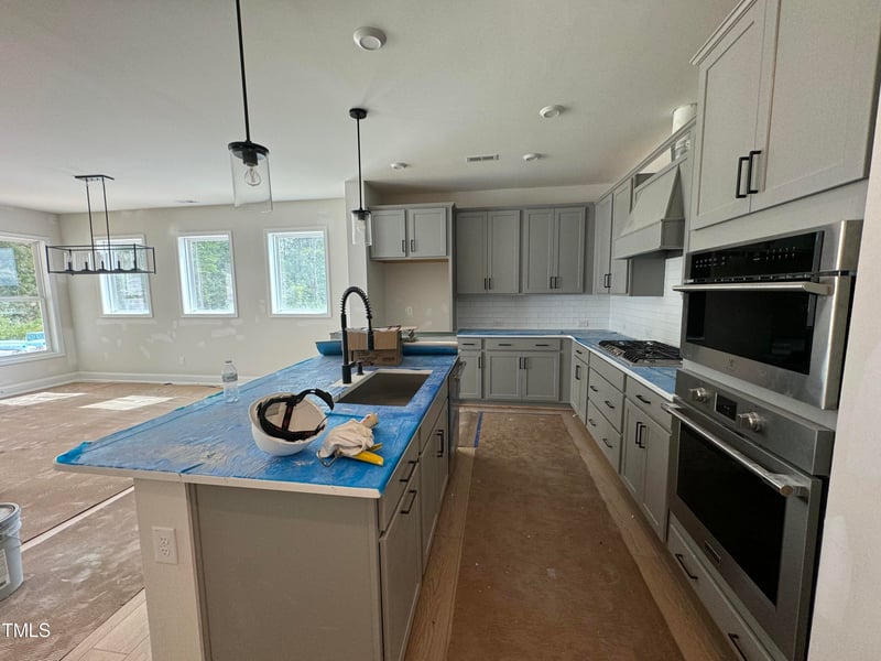 1641 Raven Falls Dr, Wendell, NC 27591