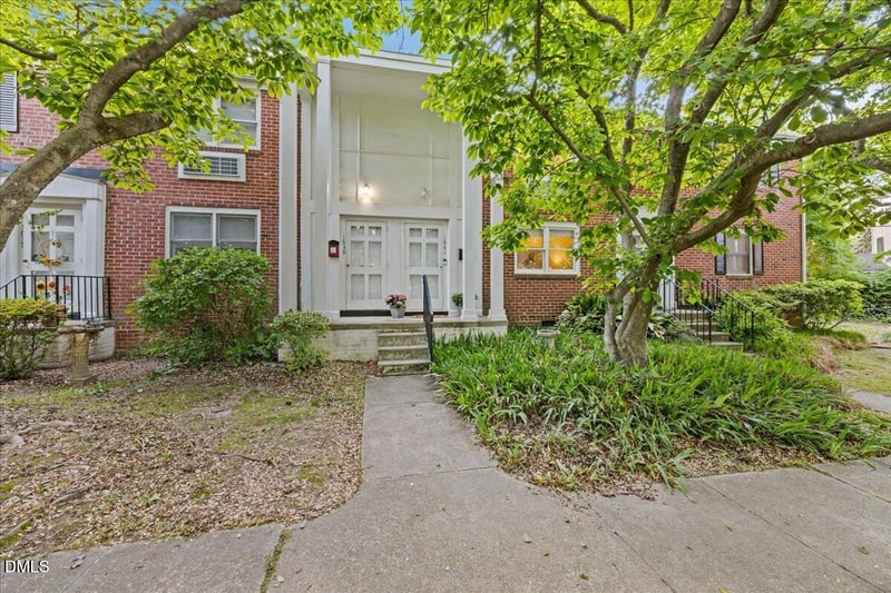 1641 Sutton Dr, Raleigh, NC 27605