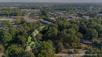 1642 Wake Dr, Wake Forest, NC 27587