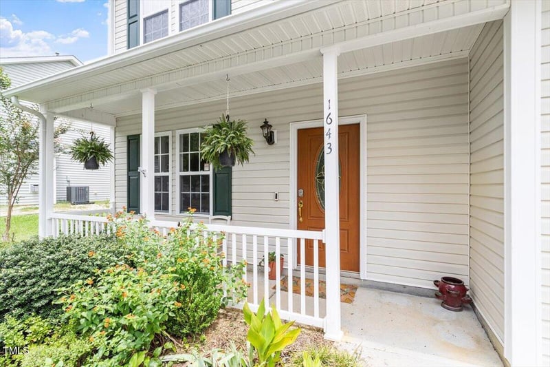 1643 Southcross St, Fuquay Varina, NC 27526