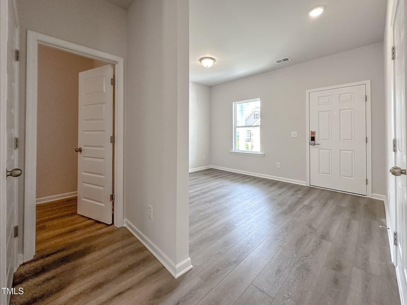 1644 Elk Run Dr, Fayetteville, NC 28312