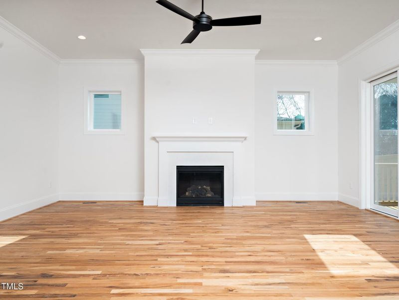 1644 Pineview Dr, Raleigh, NC 27606
