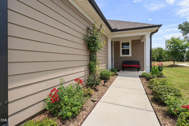 1645 White Admiral St, Fuquay Varina, NC 27526
