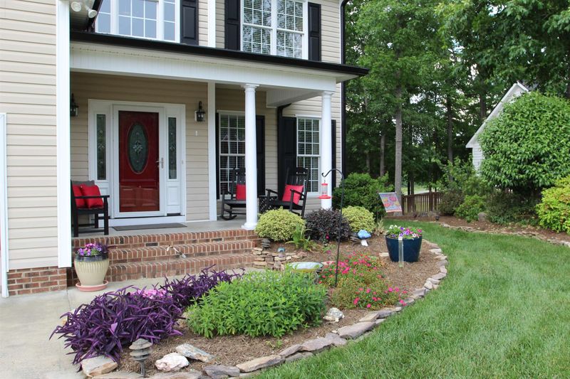1647 Rogers Pointe Ln, Creedmoor, NC 27522