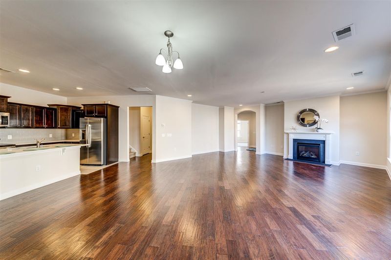 1647 Vineyard Mist Dr, Cary, NC 27519
