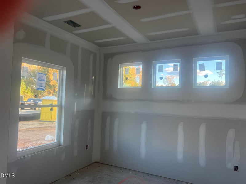 1648 Elk Run Dr, Fayetteville, NC 28312