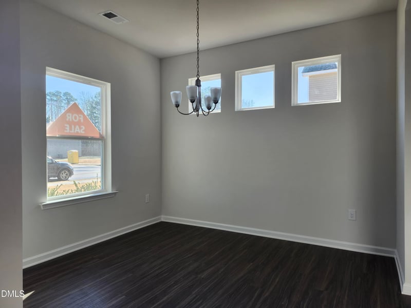 1648 Elk Run Dr, Fayetteville, NC 28312