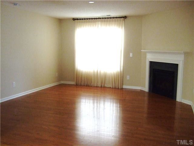 165 Brookhaven Dr, Clayton, NC 27527