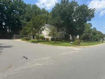 165 Cambridge Elm Dr, Clayton, NC 27520